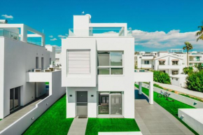 Brand new 3BR Villa-pool walking distance from Nissi beach!, Ayia Thekla